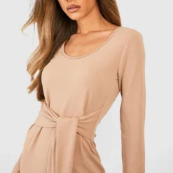 Robe Mi-longue Nouée à Col Rond -Pas Cher Vêtue Diva Magasin gzz46364 camel xl 2