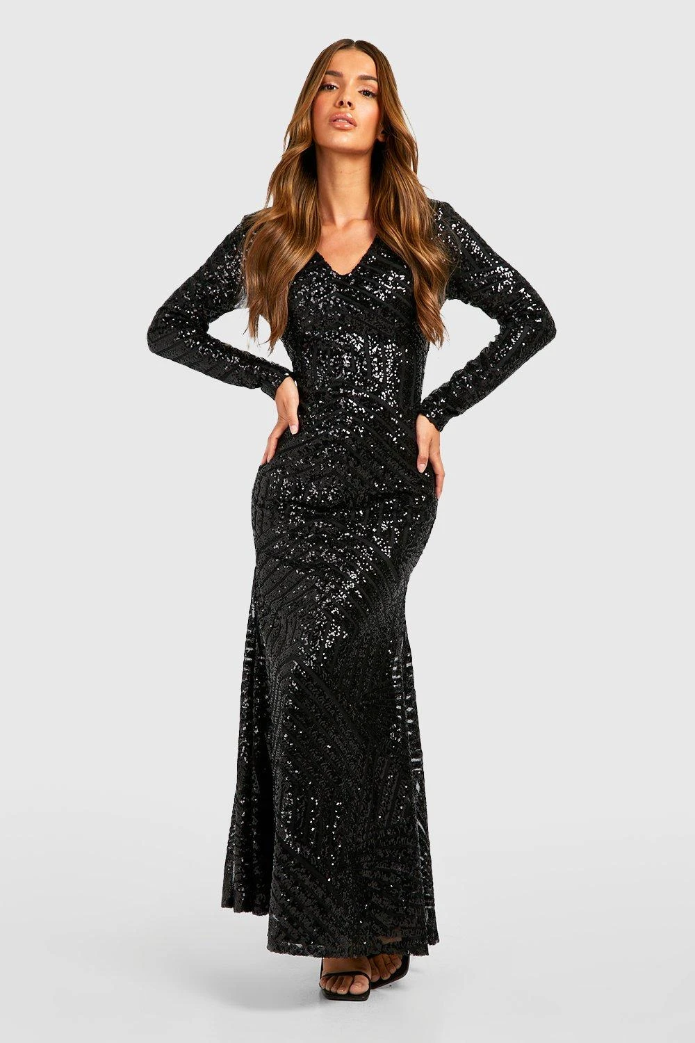 BOOHOO Robe De Demoiselle D'honneur à Manches Longues Et Sequins 5 BOOHOO Robe De Demoiselle D'honneur à Manches Longues Et Sequins – Image 3