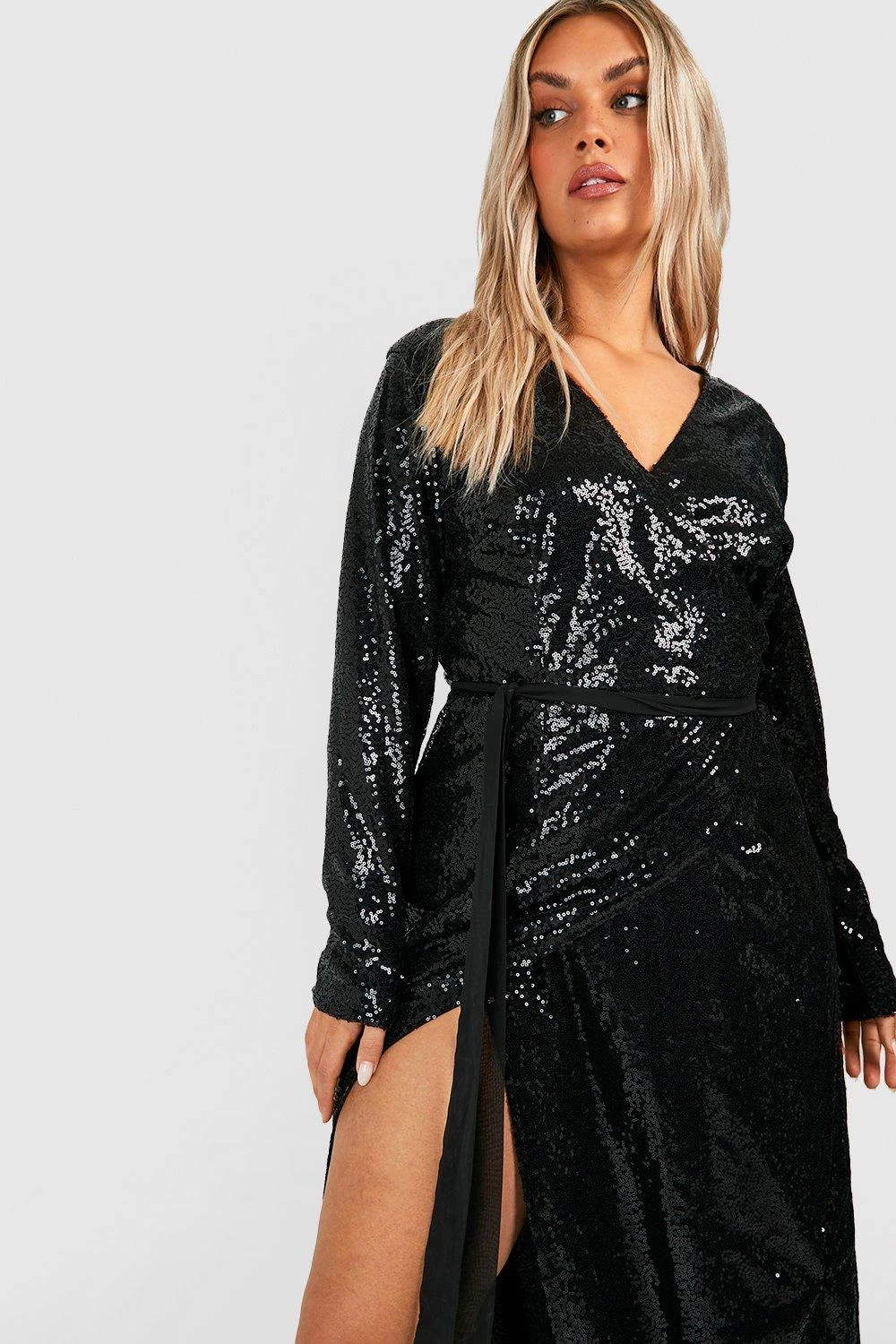 Grande Taille - Robe Portefeuille Longue à Paillettes 6 Grande Taille - Robe Portefeuille Longue à Paillettes – Image 4