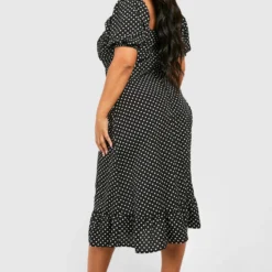 Grande Taille - Robe Volantée à Col En Cœur Et Imprimé Pois -Pas Cher Vêtue Diva Magasin gzz47111 black xl 1 scaled