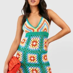 Petite - Robe Courte Premium En Crochet Patchwork