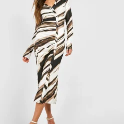 Robe Mi-longue Boutonnée Côtelée