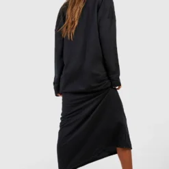 BOOHOO Robe Sweat Oversize à Col V -Pas Cher Vêtue Diva Magasin gzz48972 black xl 1