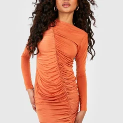 BOOHOO Robe Courte Froncée à Manches Longues -Pas Cher Vêtue Diva Magasin gzz48982 orange xl 2