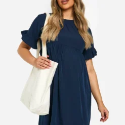 BOOHOO Maternité - Robe De Grossesse Babydoll à Manches Volantées -Pas Cher Vêtue Diva Magasin gzz49008 navy xl 2 scaled