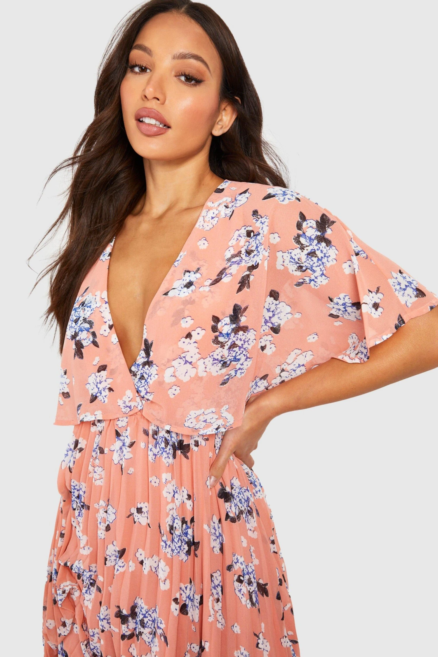 Tall - Robe Cape Plissée 6 Tall - Robe Cape Plissée – Image 4