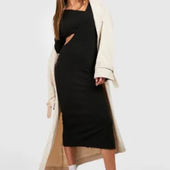 Robe Portefeuille Côtelée à Découpes