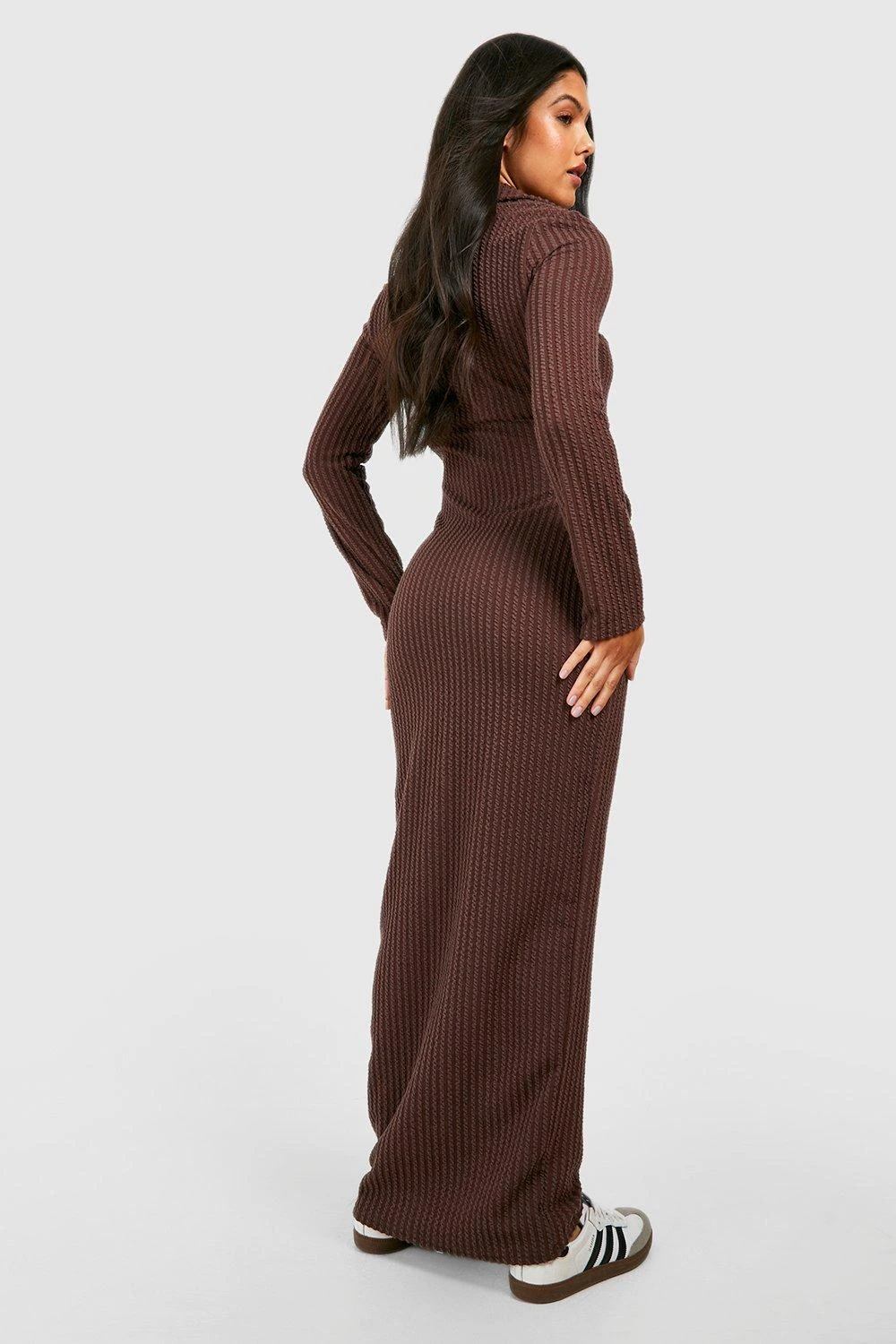 BOOHOO Maternité - Robe De Grossesse Longue Côtelée Texturée 4 BOOHOO Maternité - Robe De Grossesse Longue Côtelée Texturée – Image 2