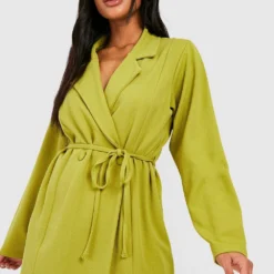 Robe Blazer Nouée En Crêpe