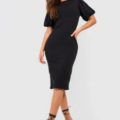 Robe Mi-longue à Manches Bouffantes