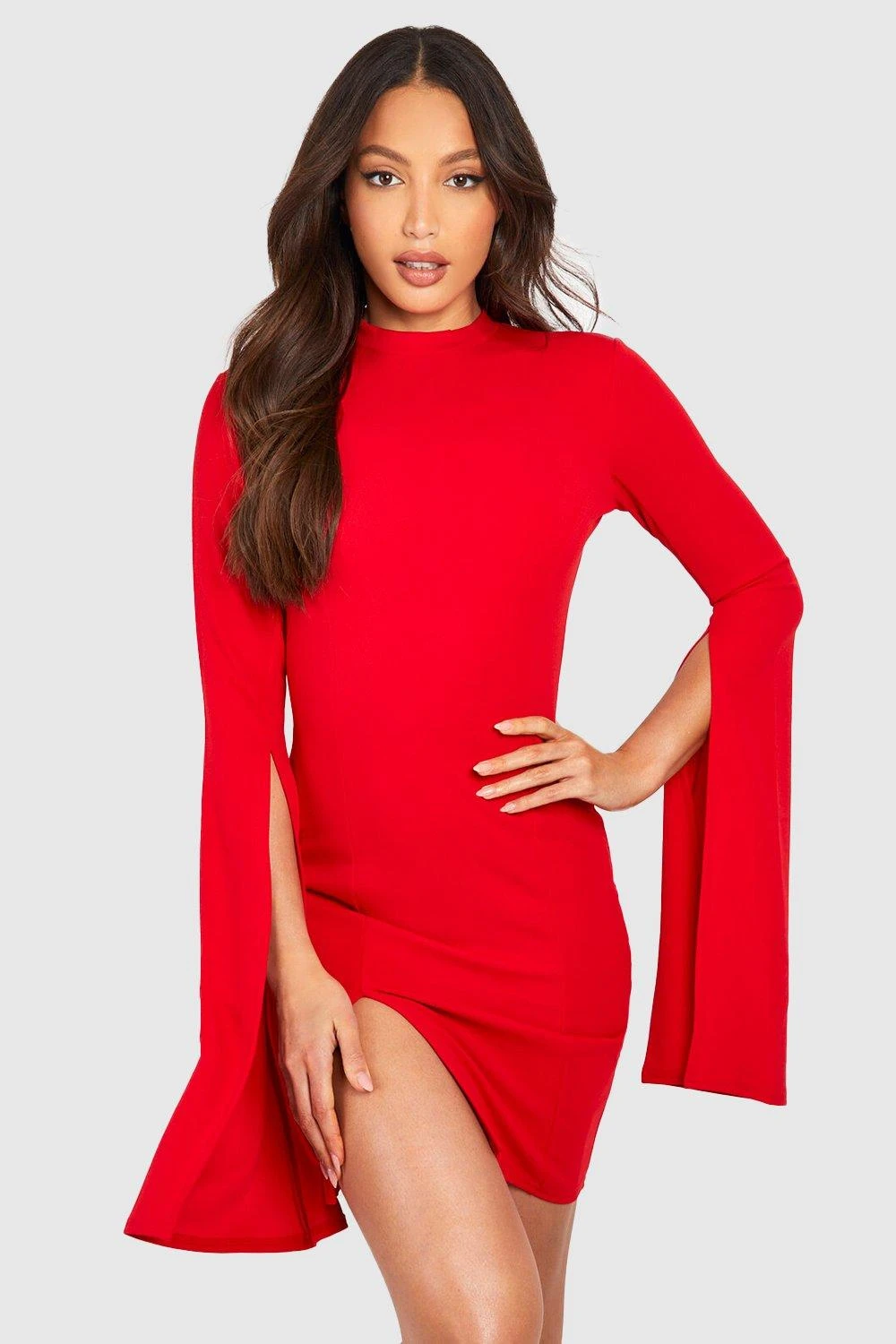 BOOHOO Tall - Robe Cape Fendue 3 BOOHOO Tall - Robe Cape Fendue