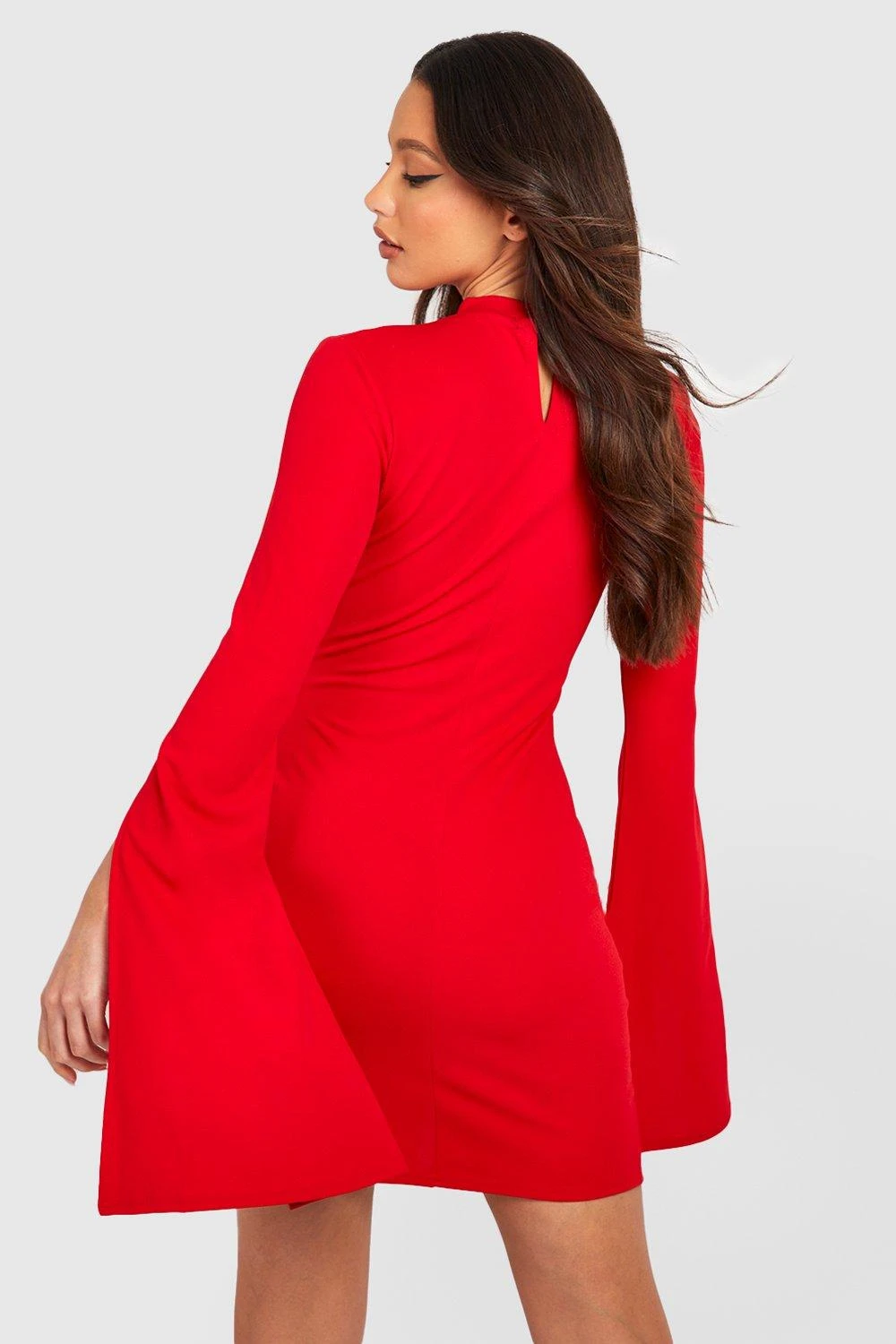 BOOHOO Tall - Robe Cape Fendue 4 BOOHOO Tall - Robe Cape Fendue – Image 2