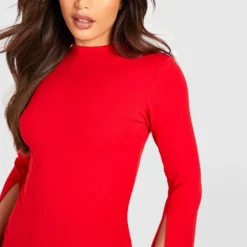BOOHOO Tall - Robe Cape Fendue 9 BOOHOO Tall - Robe Cape Fendue -Pas Cher Vêtue Diva Magasin gzz51779 red xl 3
