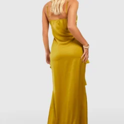 Robe Longue Satinée à Volants 7 Robe Longue Satinée à Volants -Pas Cher Vêtue Diva Magasin gzz53332 chartreuse xl 1 scaled