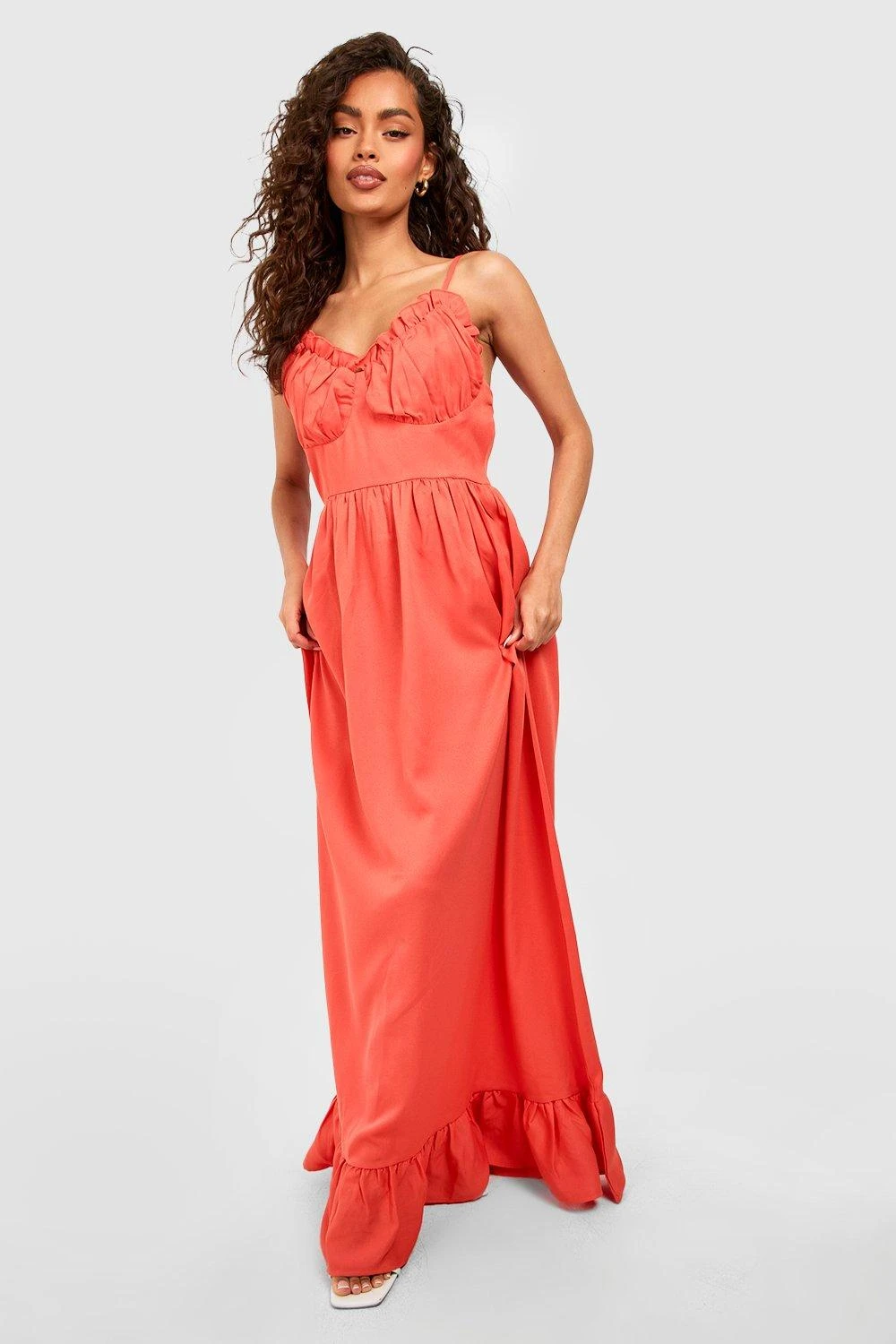 Robe Longue Froncée à Volants 3 Robe Longue Froncée à Volants