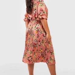 Grande Taille - Robe Patineuse Plissée Satinée à Imprimé Fleuri -Pas Cher Vêtue Diva Magasin gzz54475 pink xl 1