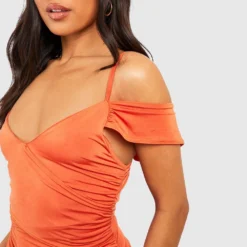 Petite - Robe Soyeuse Froncée à épaules Dénudées 9 Petite - Robe Soyeuse Froncée à épaules Dénudées -Pas Cher Vêtue Diva Magasin gzz55837 orange xl 3