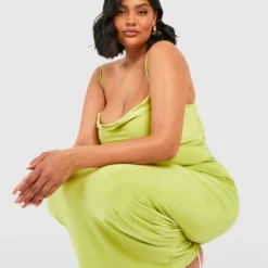Grande Taille - Robe Longue Soyeuse à Col Bénitier -Pas Cher Vêtue Diva Magasin gzz56731 lime xl 2 scaled