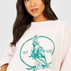 Petite - Robe T-shirt Surteint à Slogan Rodeo Cowgirl -Pas Cher Vêtue Diva Magasin gzz58208 blush xl 3