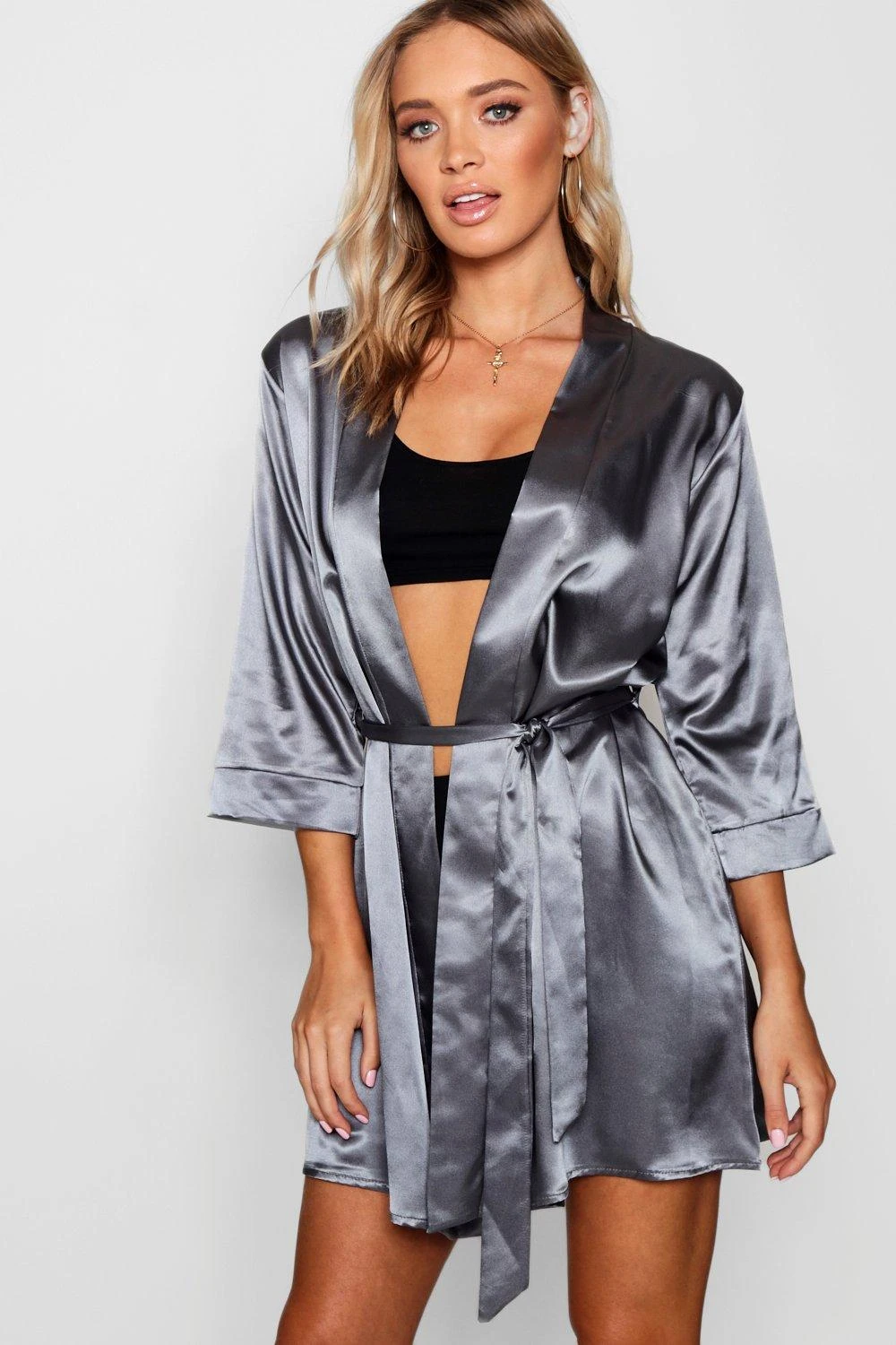 BOOHOO Robe De Chambre Satinée Style Kimono 3 BOOHOO Robe De Chambre Satinée Style Kimono