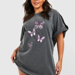BOOHOO Grande Taille - Robe T-shirt Délavée à Imprimé Papillon