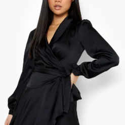 Petite - Robe Patineuse Courte Satinée