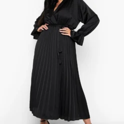 Grande Taille - Robe Mi-longue Satinée Effet Plissé -Pas Cher Vêtue Diva Magasin pzz10772 black xl 2