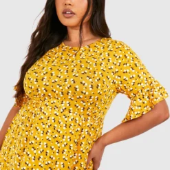Grande Taille - Robe Babydoll Fleurie -Pas Cher Vêtue Diva Magasin pzz70998 mustard xl 3 scaled