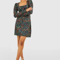 Tall - Robe Fleurie Courte